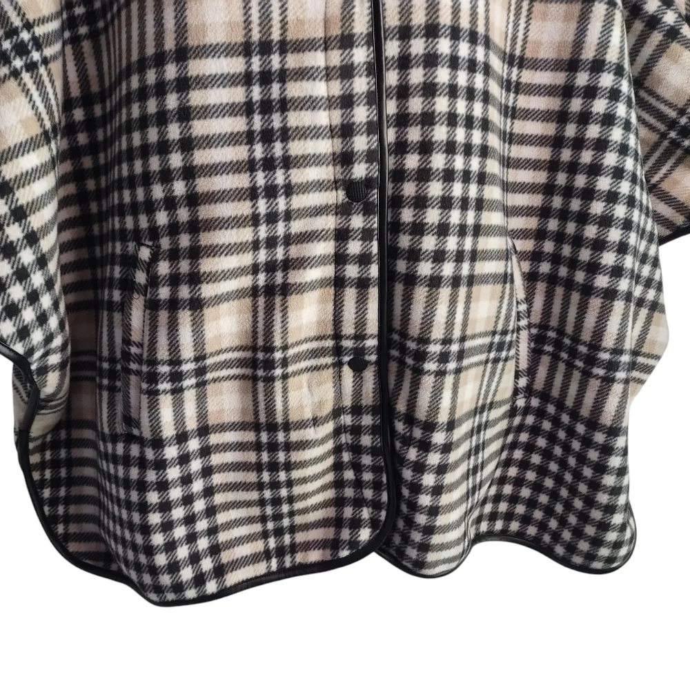 Rachel Roy Women’s Poncho Black White Thick Fleece Faux aux Fur/Leather Trim XL - Picture 4 of 11